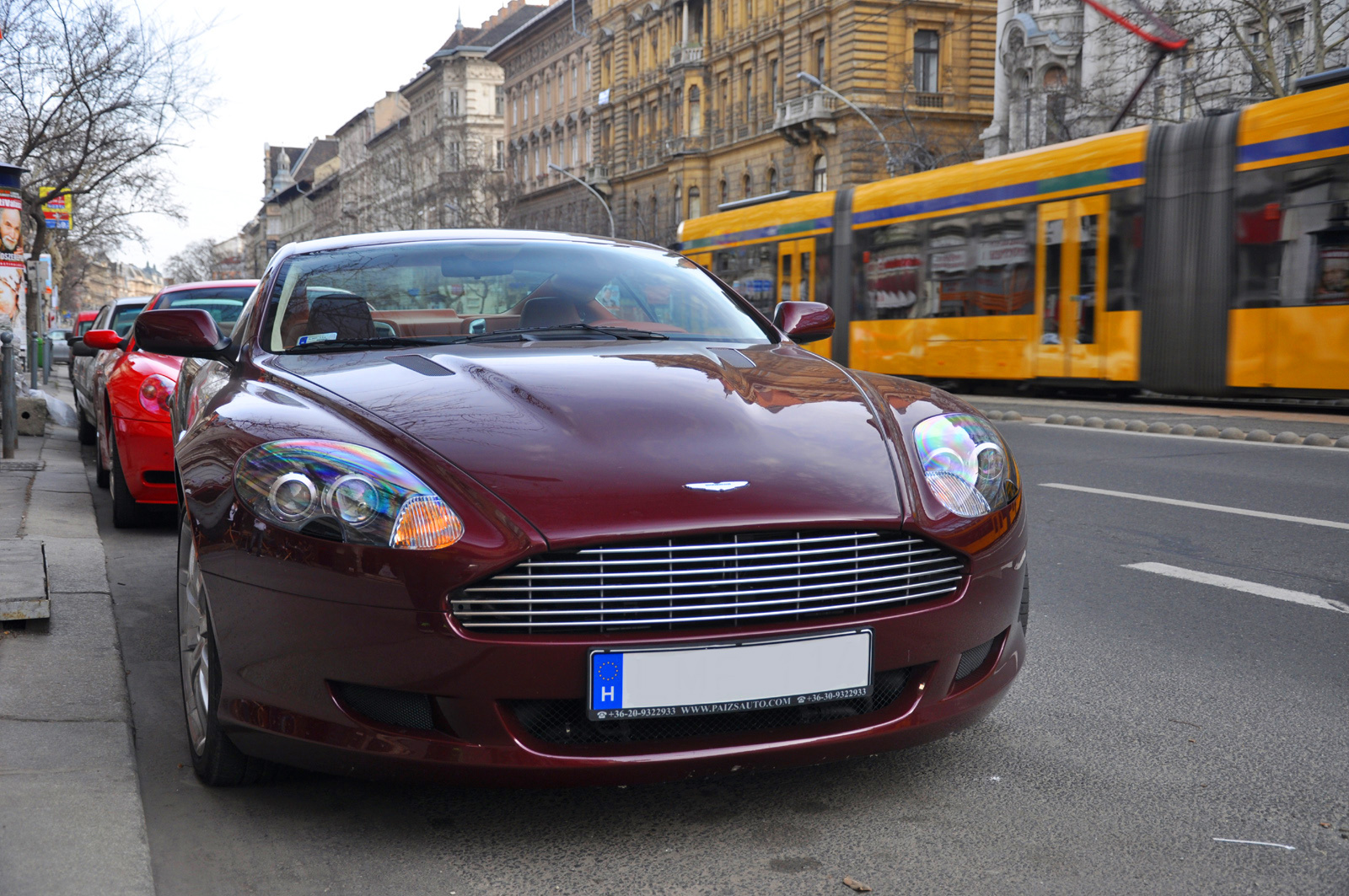 Aston Martin DB9 - Ferrari 612 Scaglietti