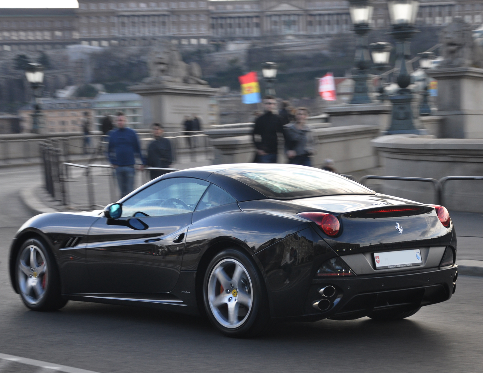 Ferrari California