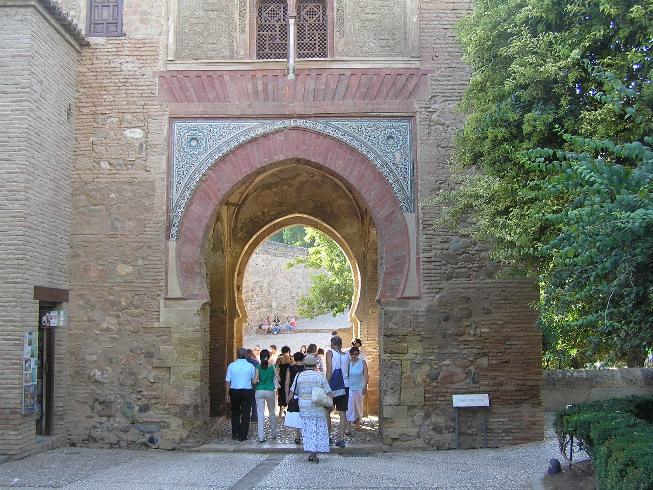 0228 Granada Alcazaba bejárat