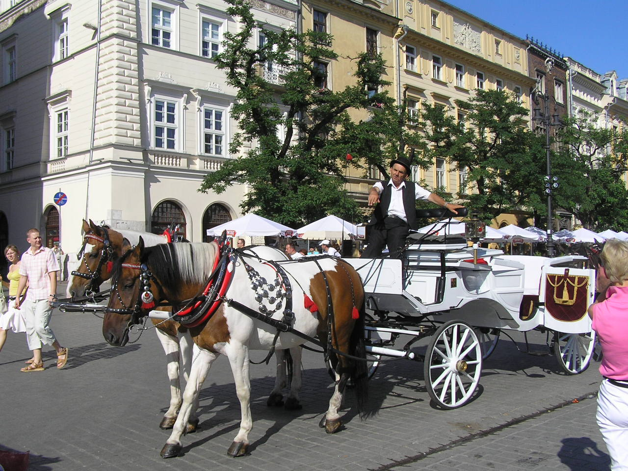 1057 Krakkó főtér