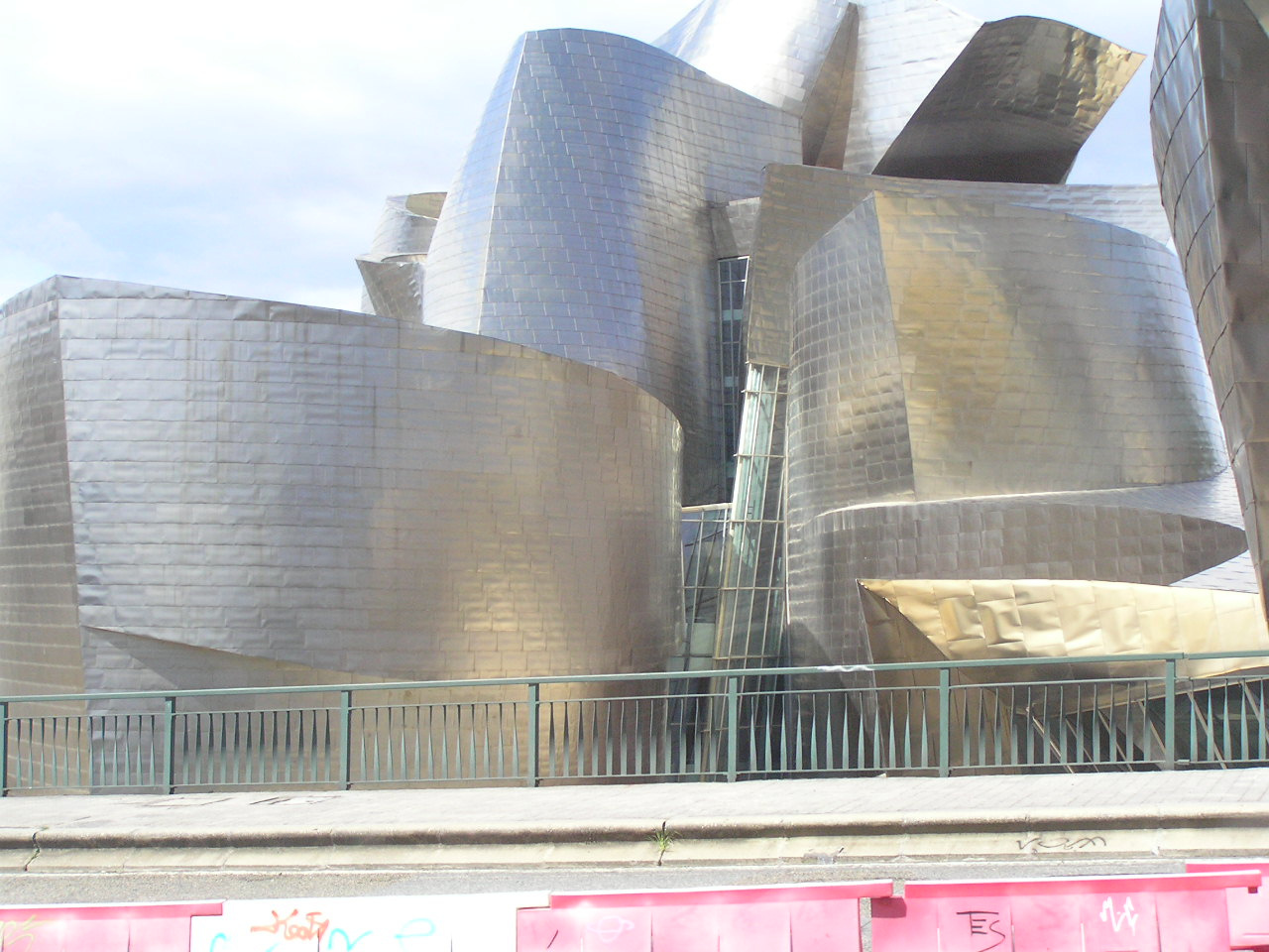 Bilbao Guggenheim múz . 198