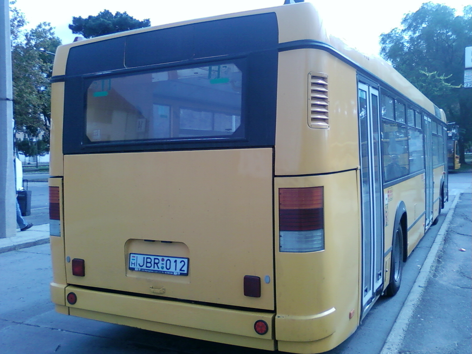 Ikarus 412 hátulja