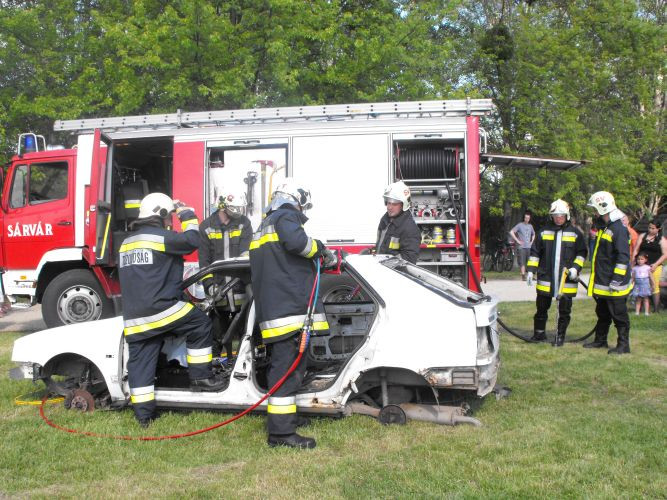 20100529-Sárvár Tűzoltómajális és gyermeknap 310