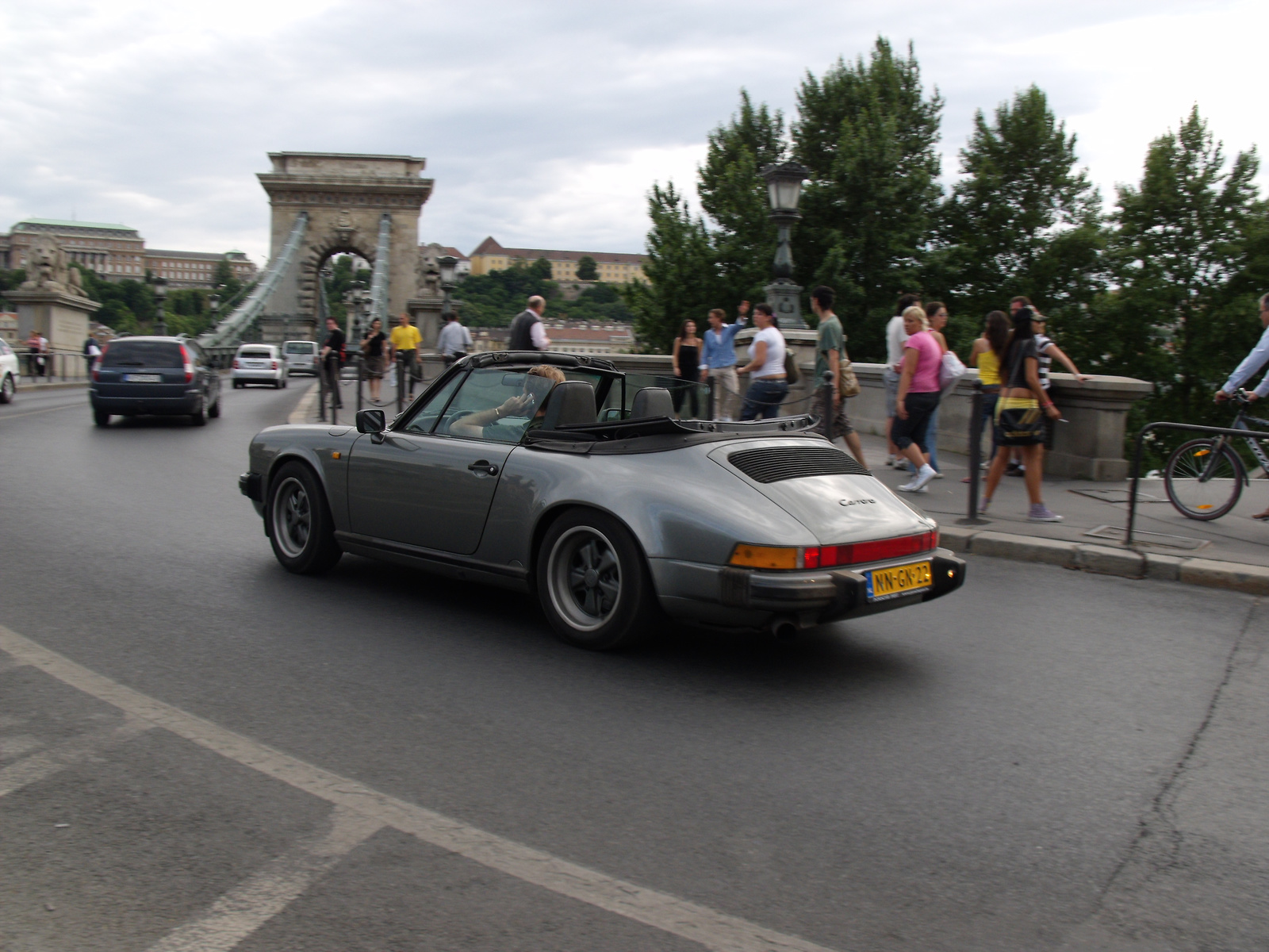 Porsche 911 Carrera