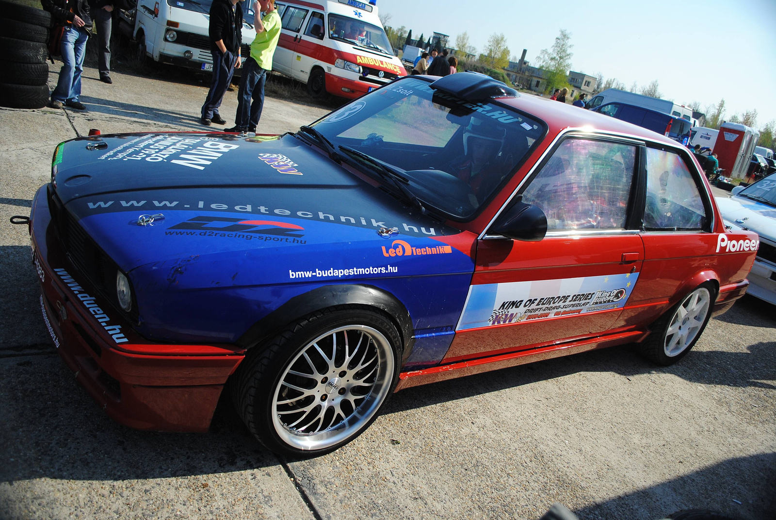 BMW 340i E30