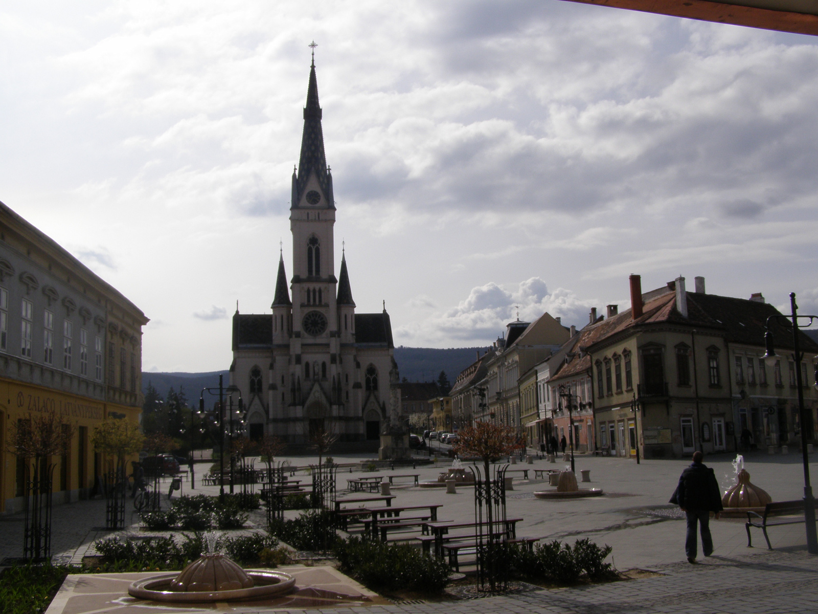 A Fő tér alkonykor