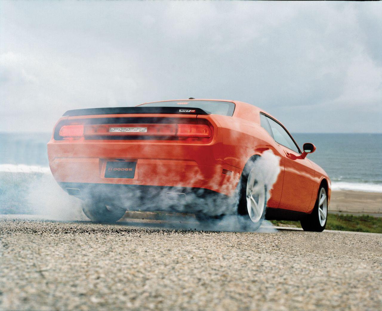 dodge Challenger SRT8 2008-prod-05