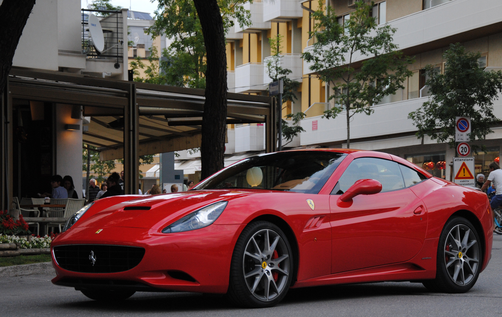 Ferrari California