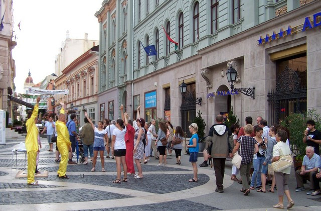 2010.07.24. Pécs, Színház tér 2.
