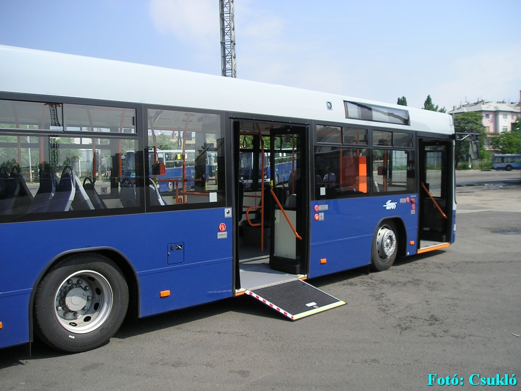 VOLVO 7700A 10