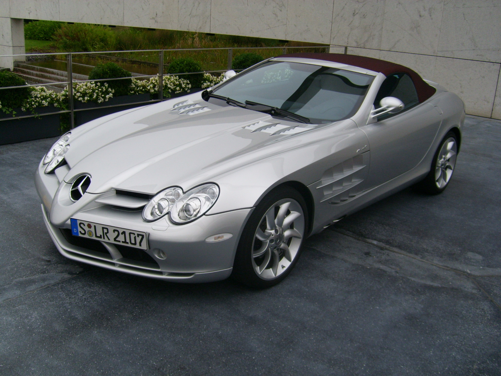 Mercedes SLR McLaren Roadster