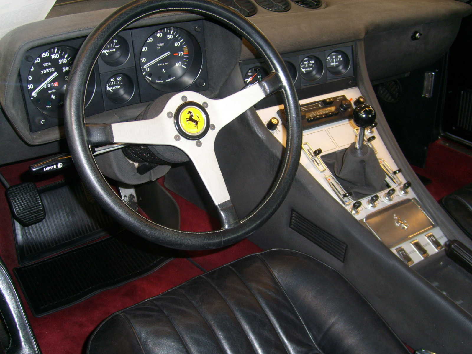 Ferrari 365 GTC4 Interior