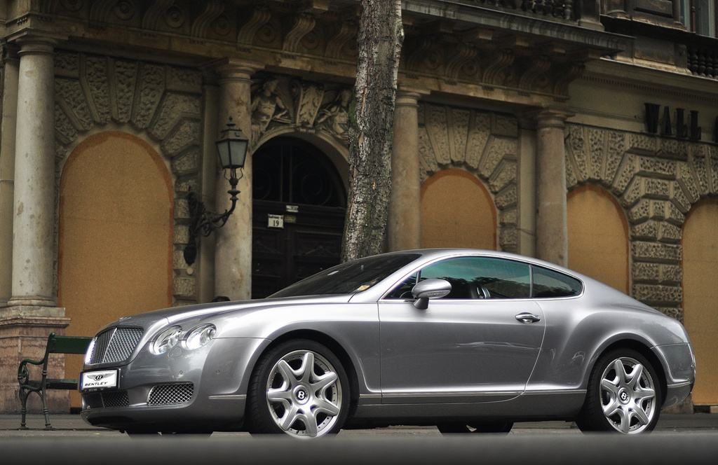 Bentley Continental GT...