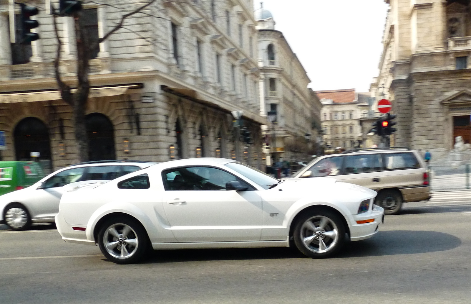 MUSTANG1