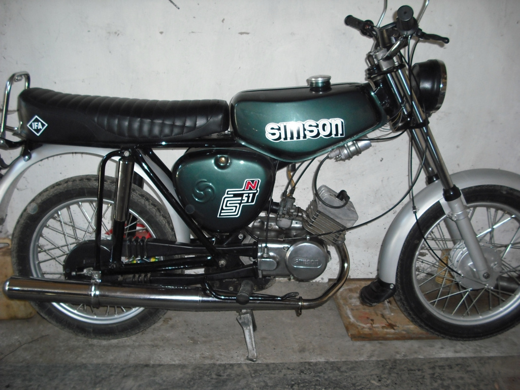 Simson jobbról  003