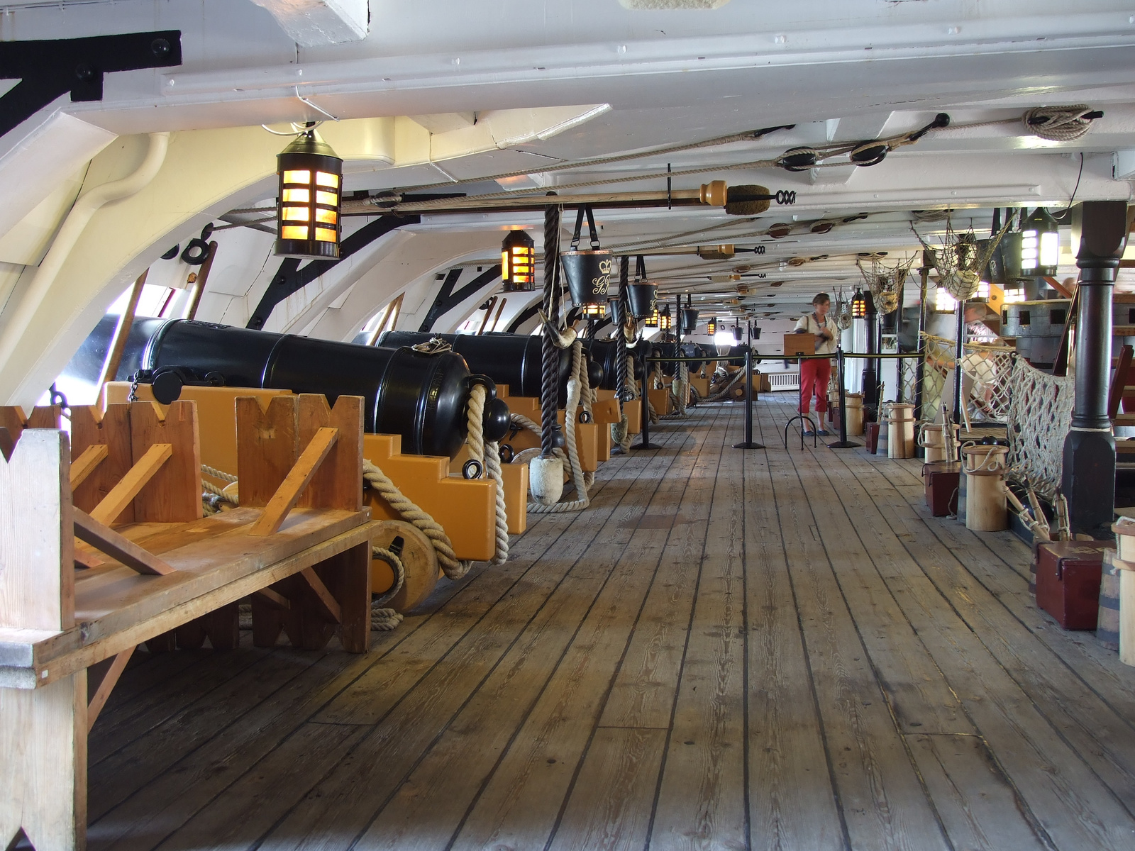 Portsmouth - HMS Victory belül