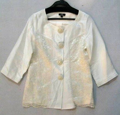 90717C-13 CHANEL WHITE DOUPION SILK&LACE TOP SIZE 2 4 6 PRICE US