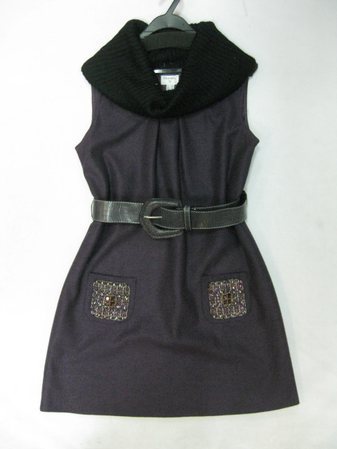 91017A-21  CHANEL PURPLE WOOL DRESS SIZE 2 4 6 PRICE USD40