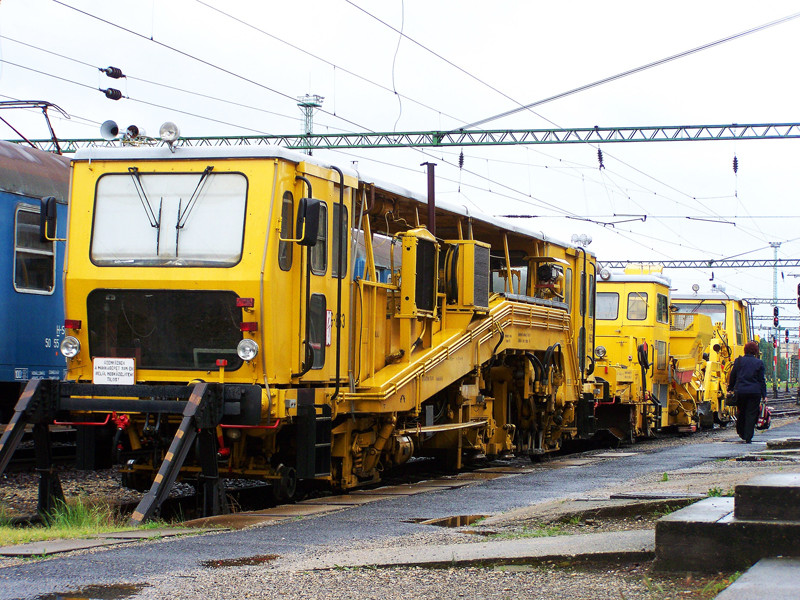 AG - 863 Dombóvár (2010.05.31).