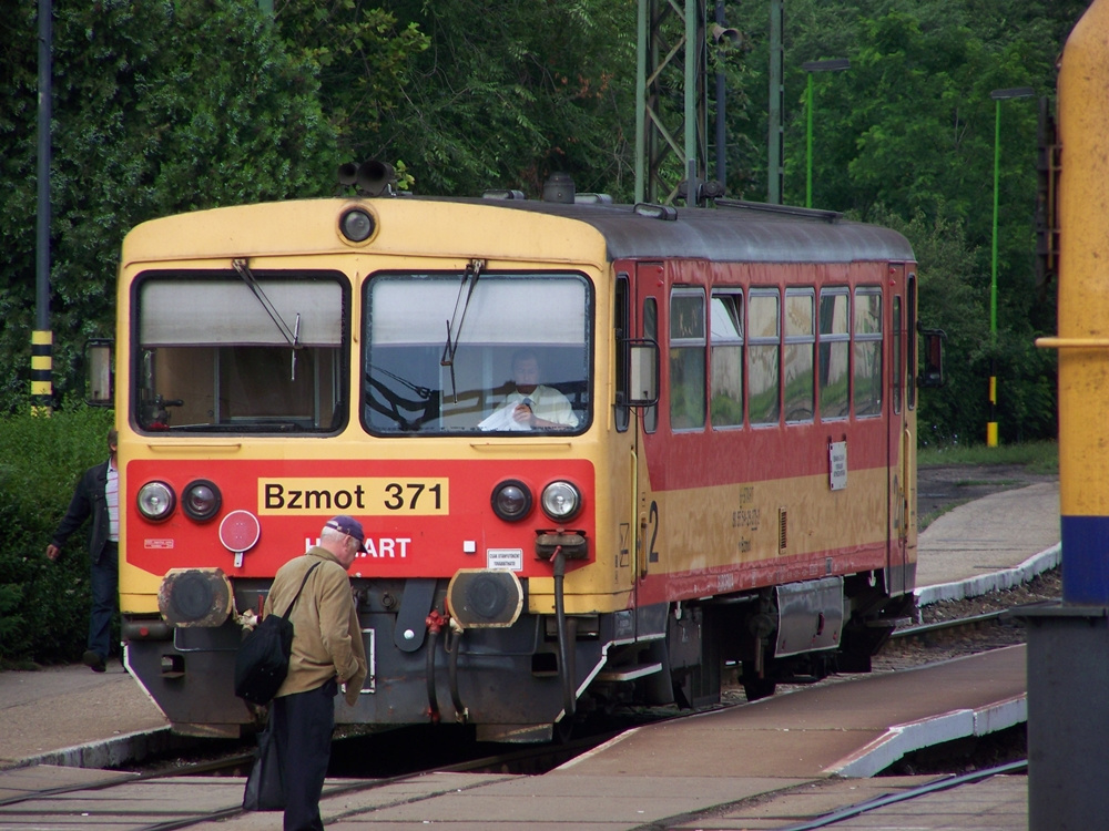 Bzmot - 371 Püspökladány (2090.06.24).