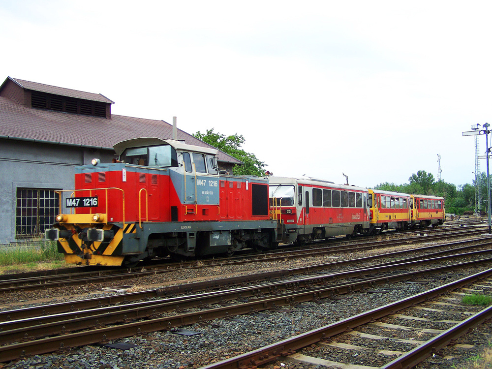 M47 - 1216 + Bzmot - 420 + 251 + 164 Bátaszék (2009.05.27).