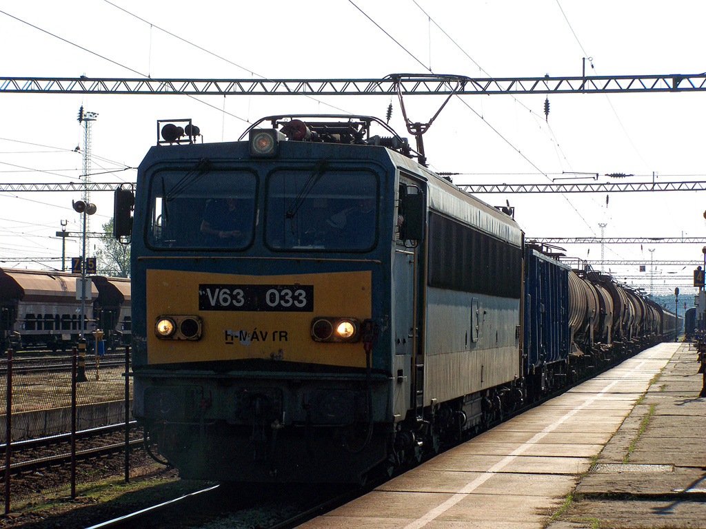 V63 - 033 Dombóvár (2010.09.23).