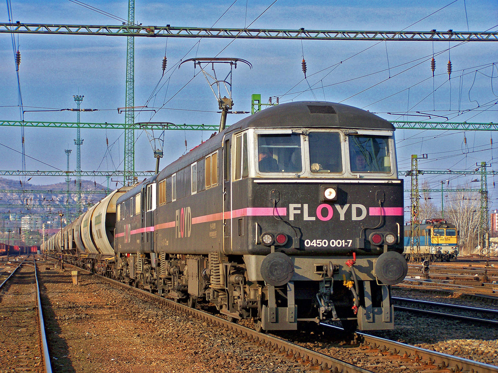 450 001 - 7 + 450 003 - 3 Kelenföld (2011.03.05).