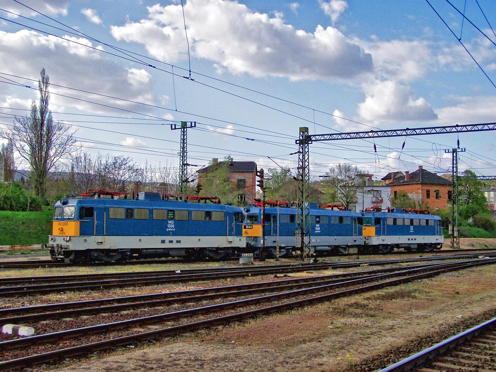 V43 - 1350 Kelenföld (2011.04.09)02