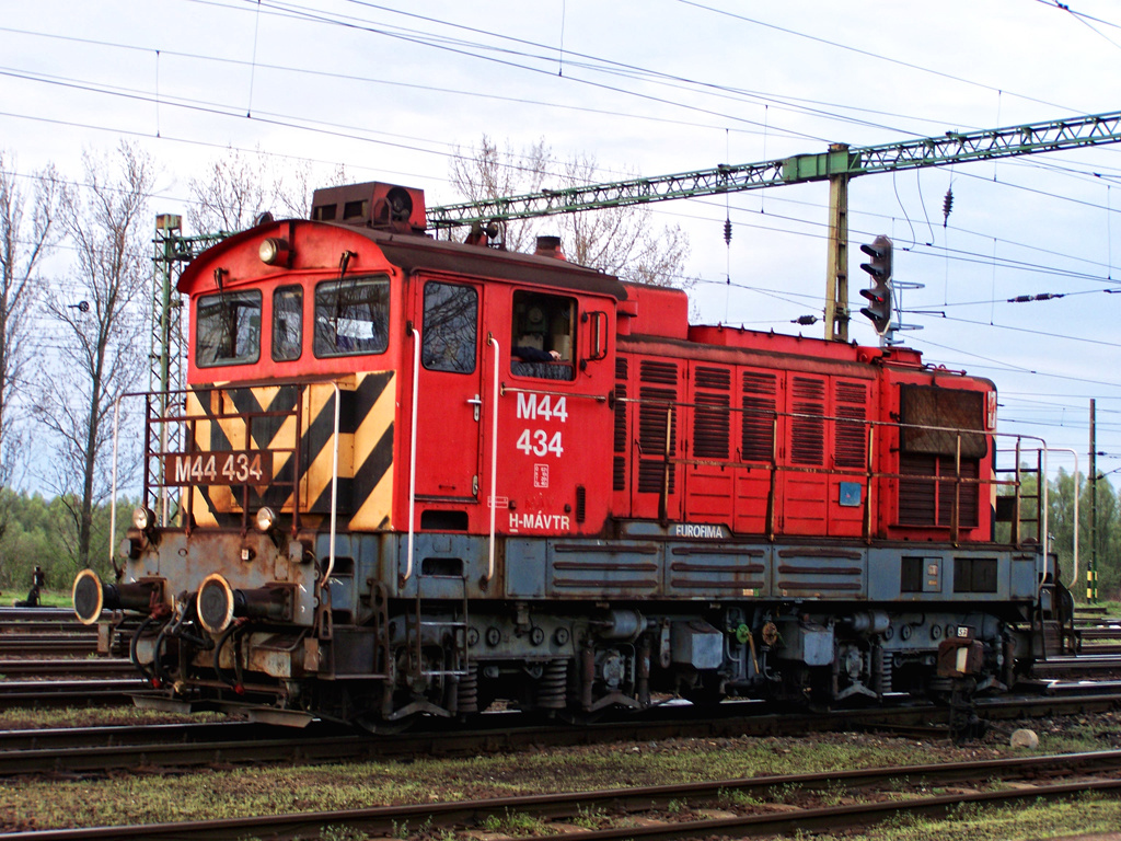 M44 - 434 Dombóvár (2011.04.05)01.