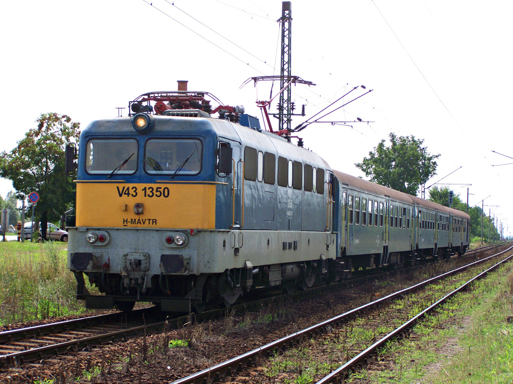 V43 - 1350 Kiskunhalas (2011.08.02).