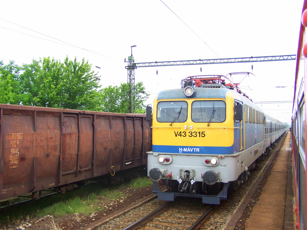 V43 - 3315 Rétszilas (2009.05.30).