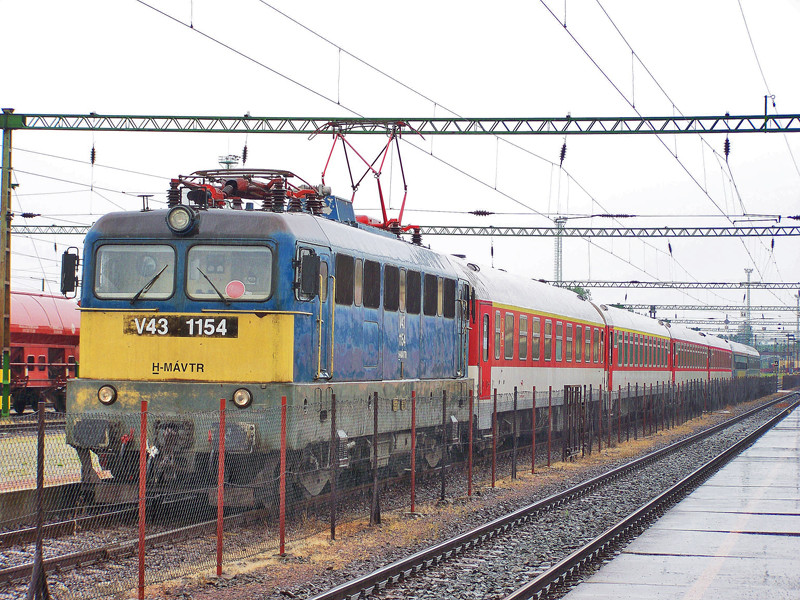 V43 - 1154 Dombóvár (2010.05.17)02.