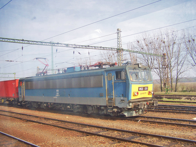 V63 - 011 Dombóvár (2010.03.18).