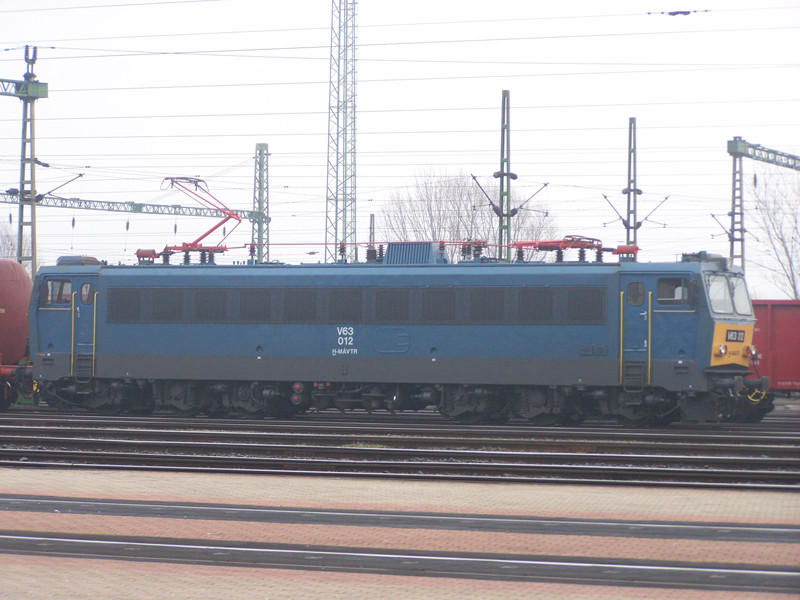 V63 - 012 Dombóvár (2009.12.07).