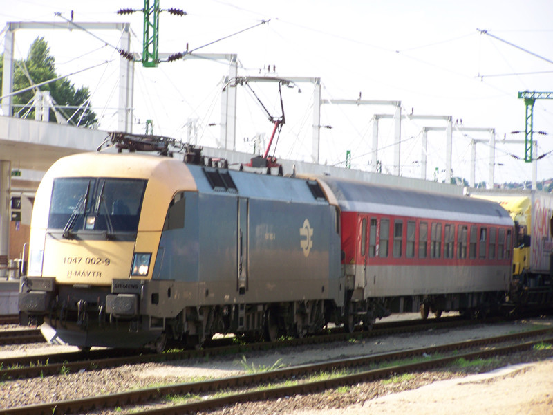 1047 002 - 9 BP Kelenföld (2010.07.04).