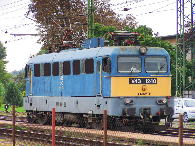 V43 - 1240 Dombóvár (2010.09.14)03