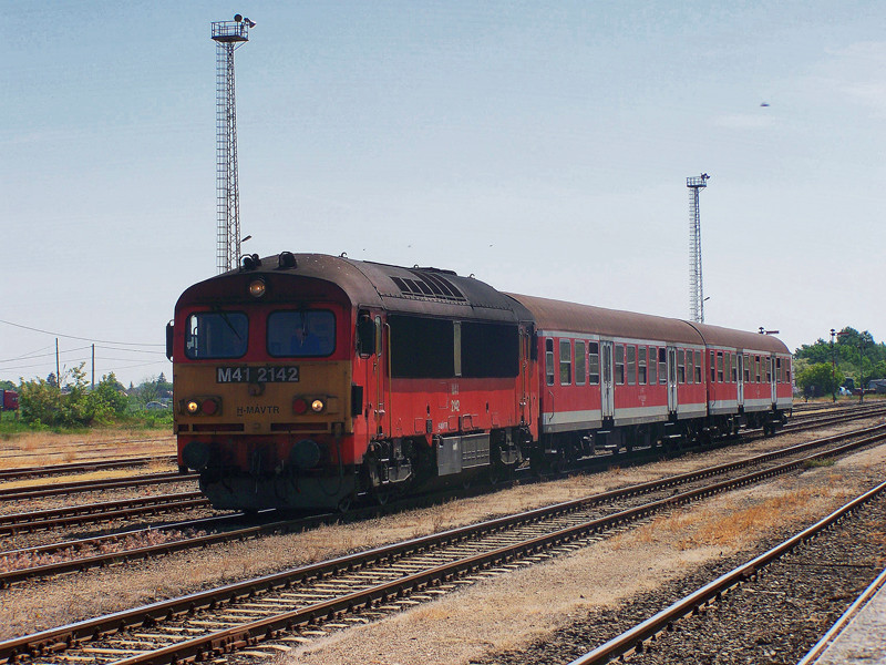 M41 - 2142 Bátaszék (2009.05.11)01.