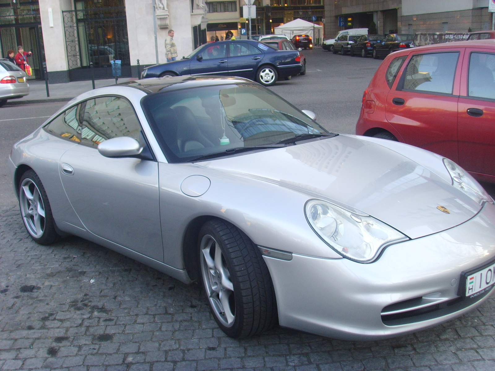 PORSCHE 911 TARGA