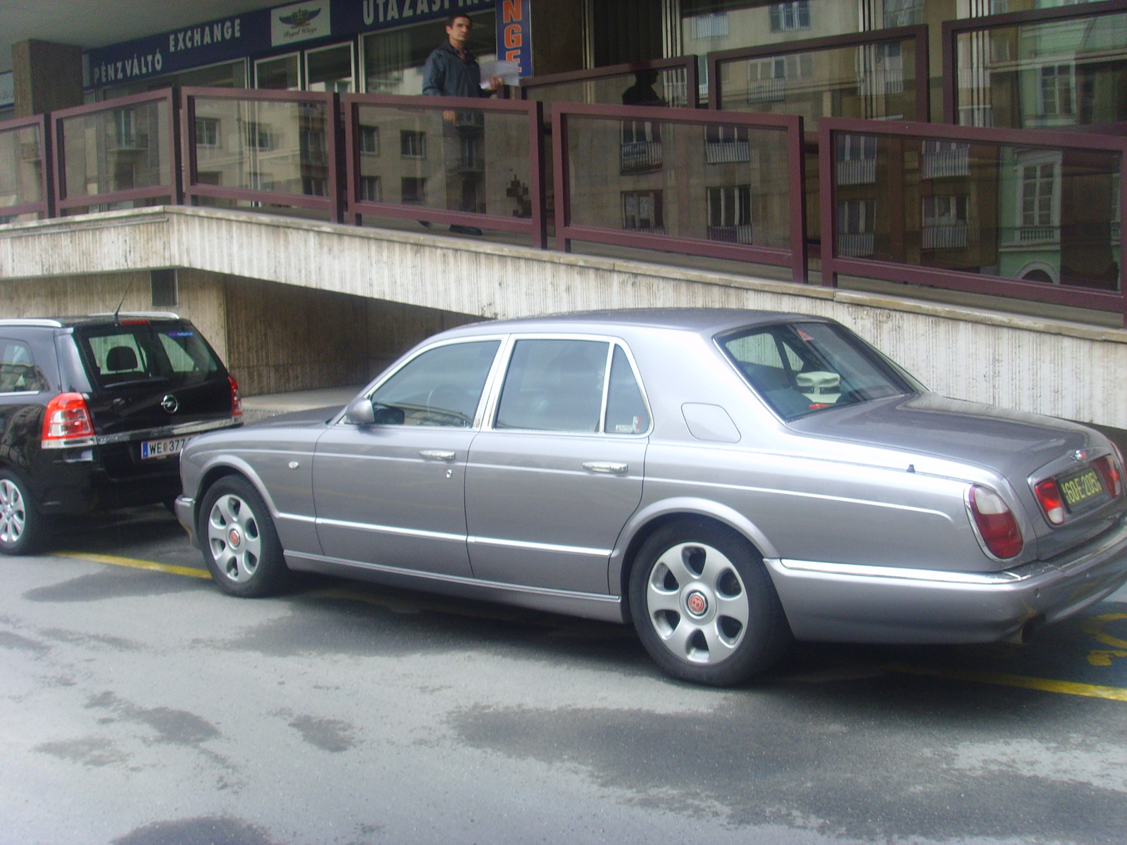 BENTLEY ARNAGE