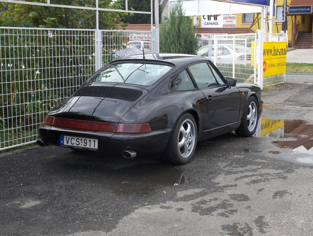 Porsche 911 (964)