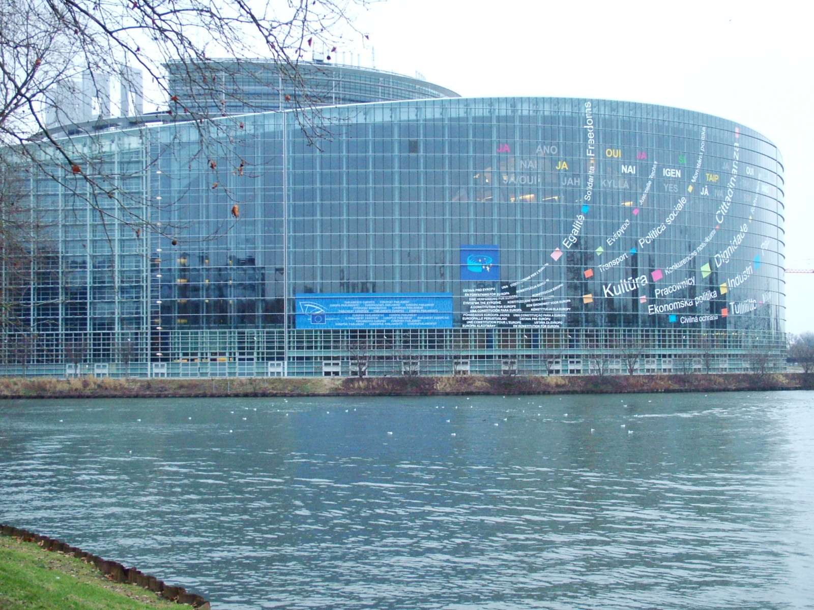 Európa Parlament