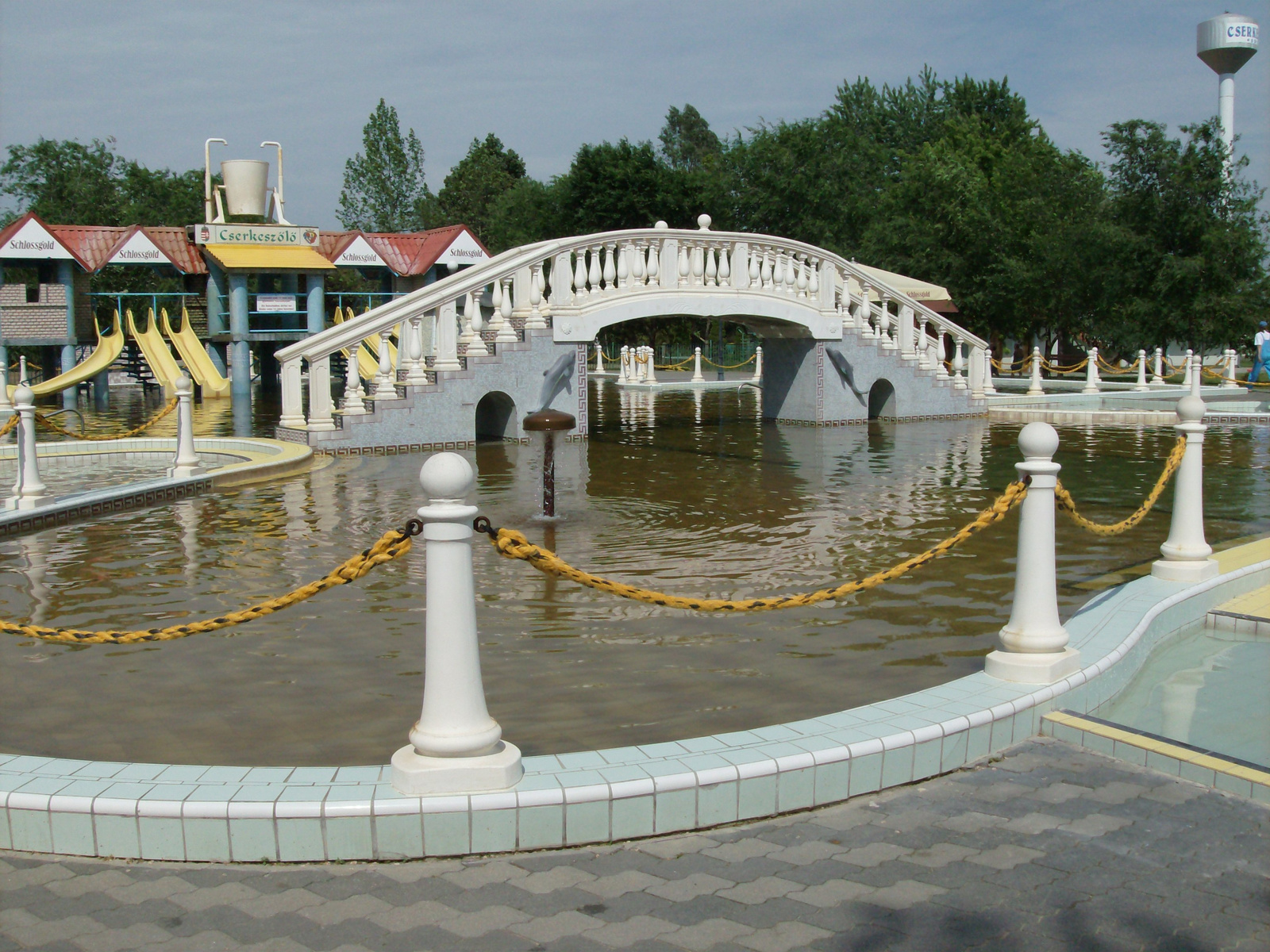 cserkeszölö strand