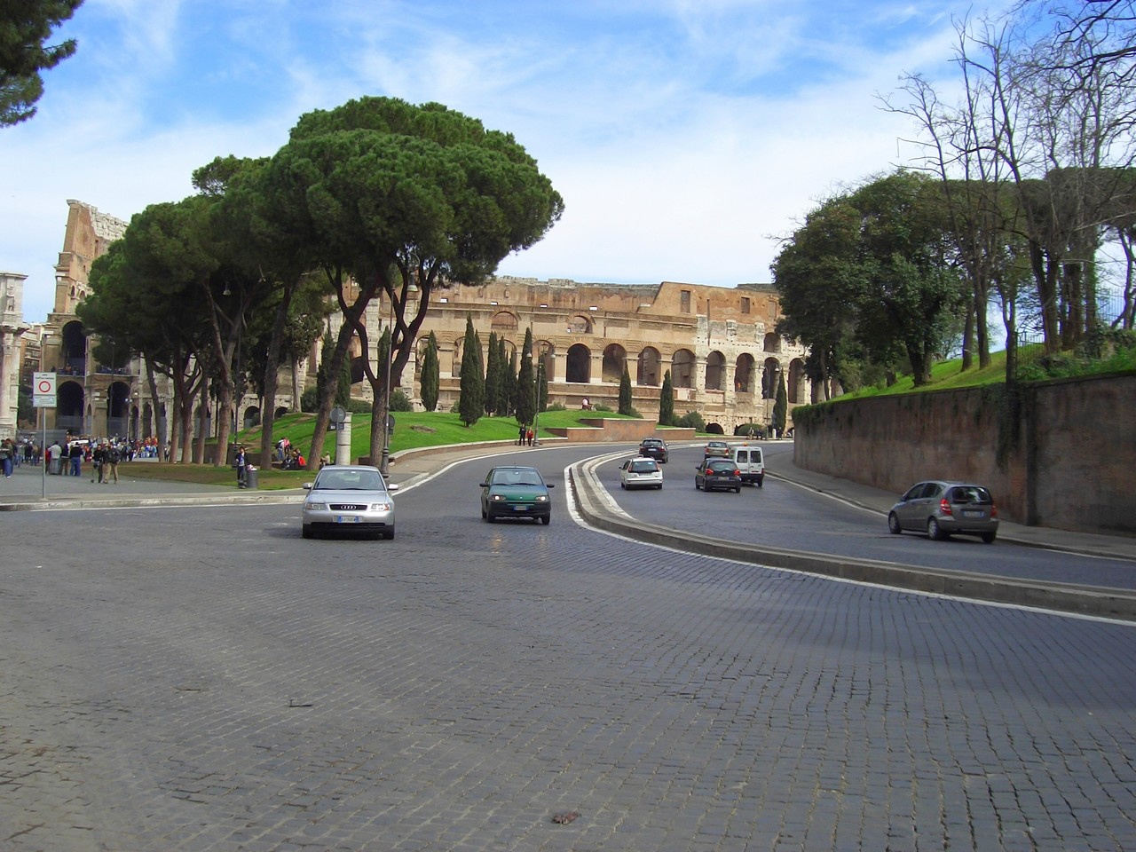 Pineák és a Colosseum