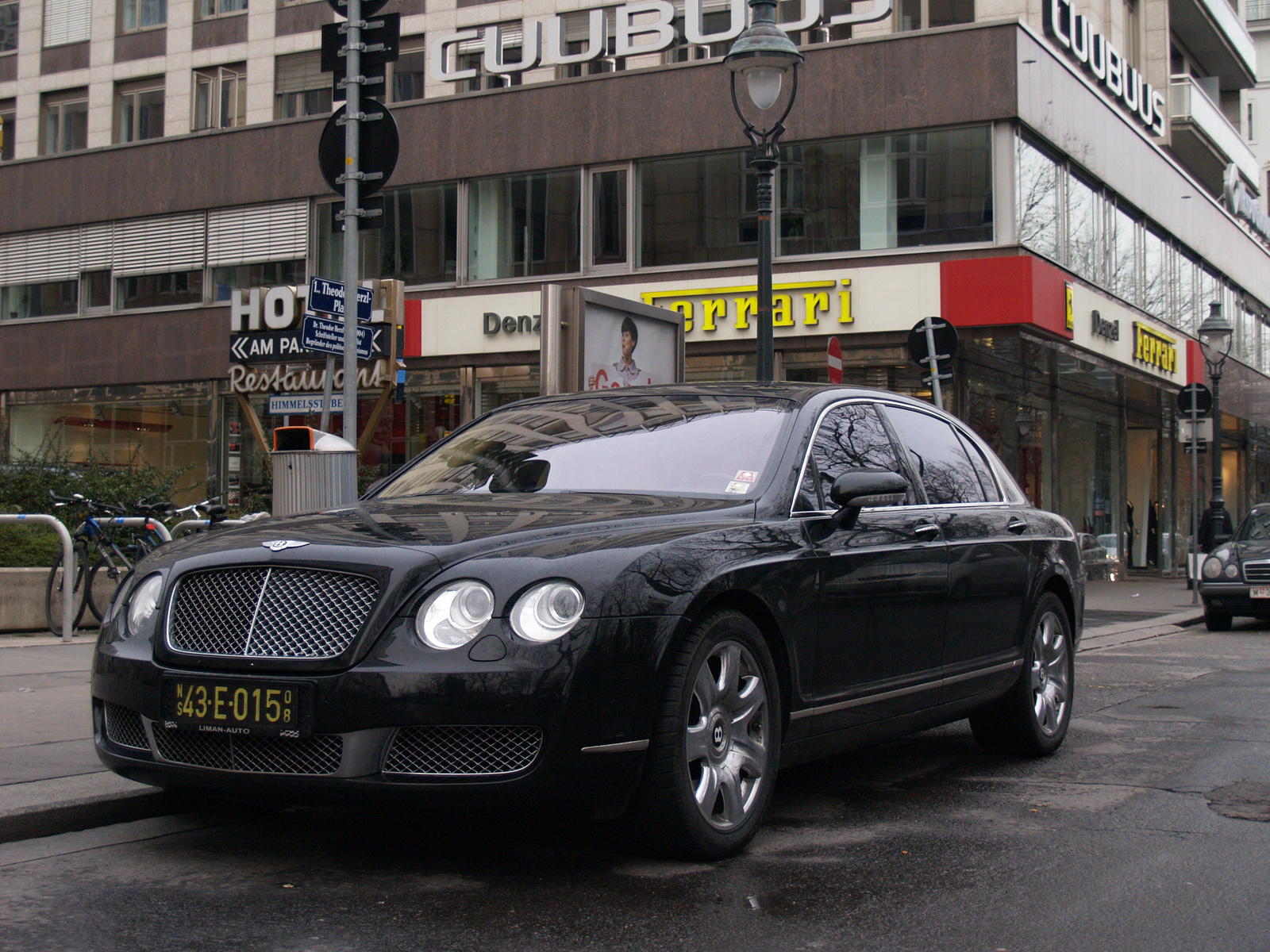 Bentley Continental Flying Spur