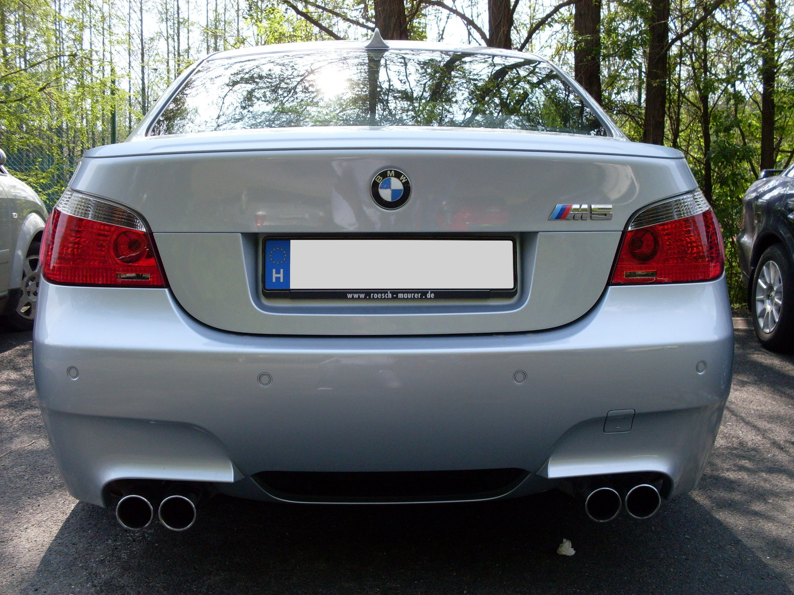 BMW M5 (e60)