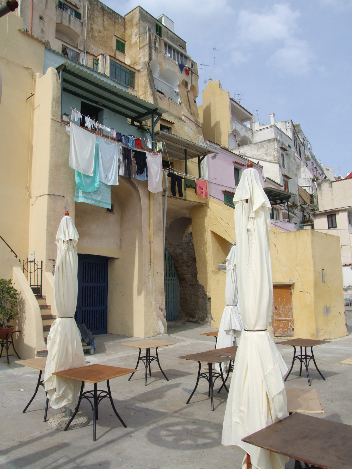 towards procida (51)