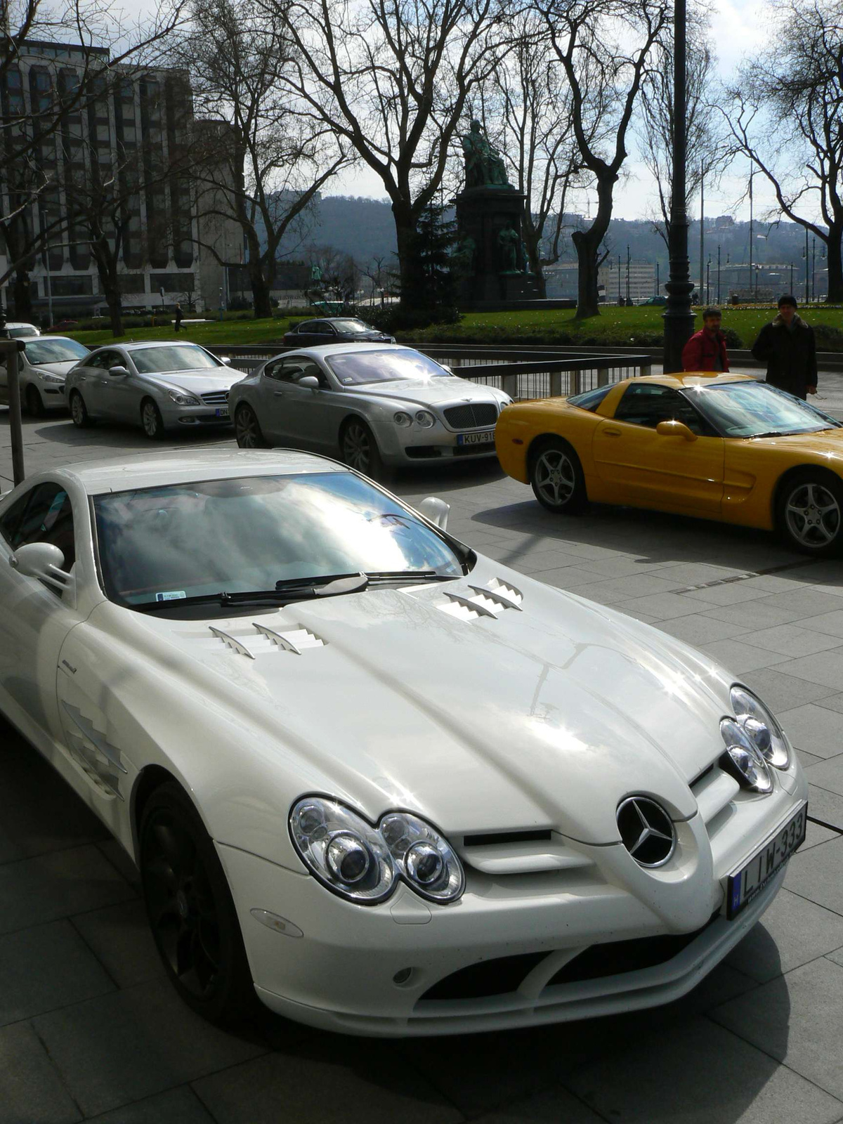 Dupla 069 SLR & Bentley Conti GT