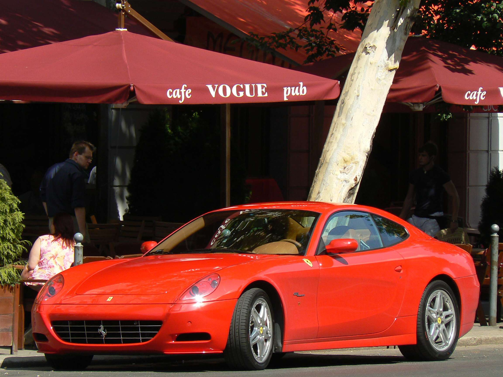 Ferrari 612 070