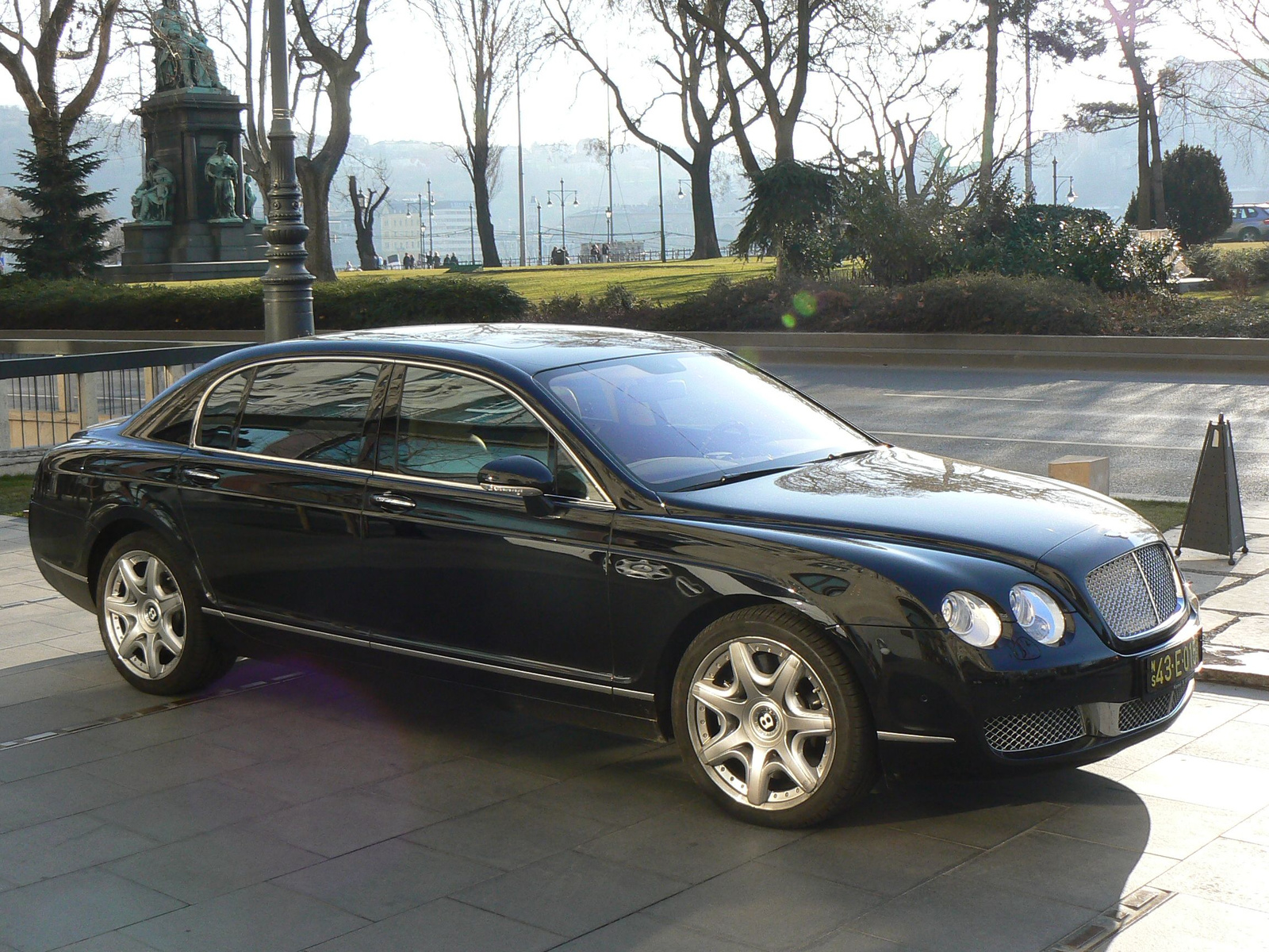 Bentley Continental Flying Spur 029