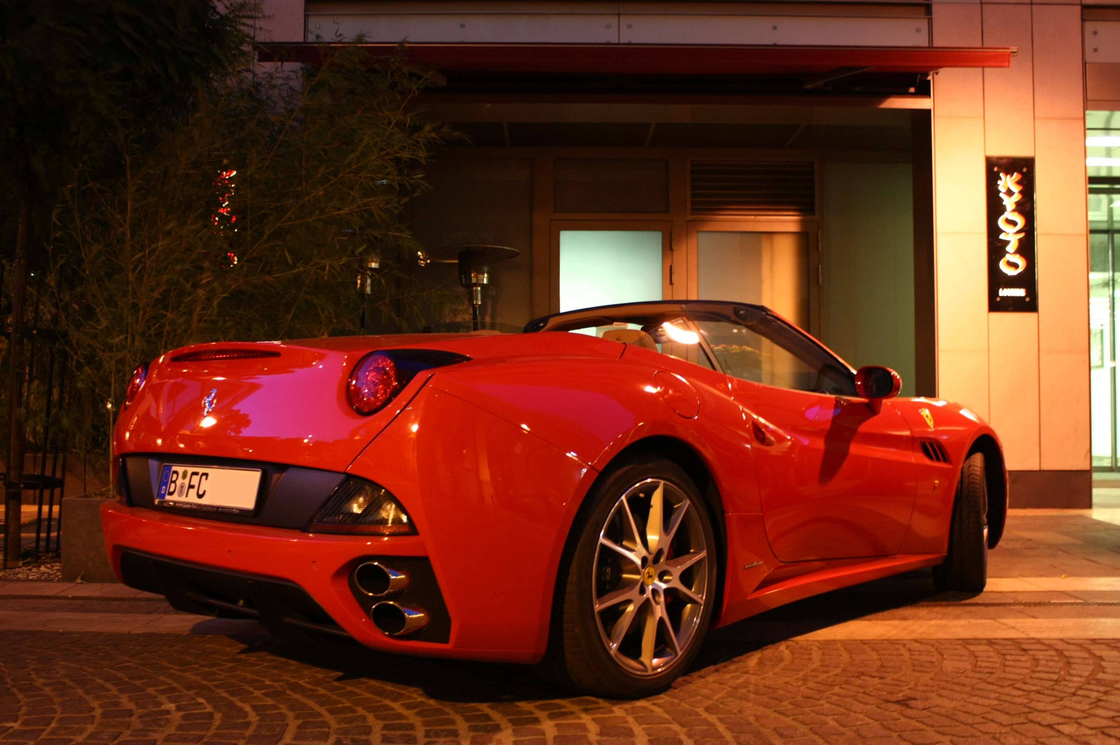 Ferrari California 027